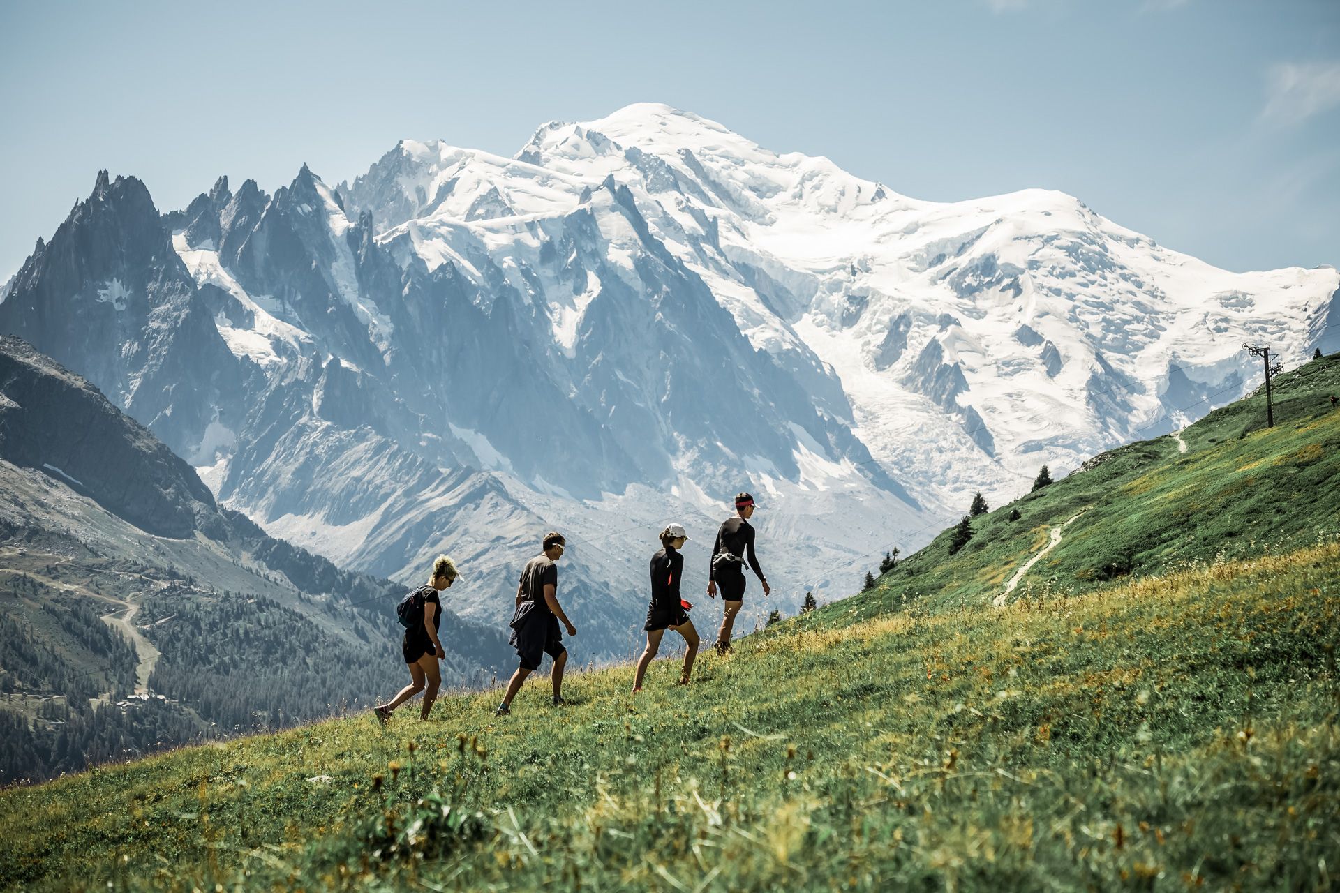 Randonnée et tour du mont blanc dans les aiguilles rouges