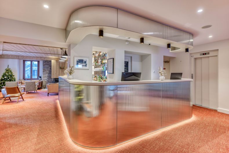 Piscine & terrasse hôtel Chamonix